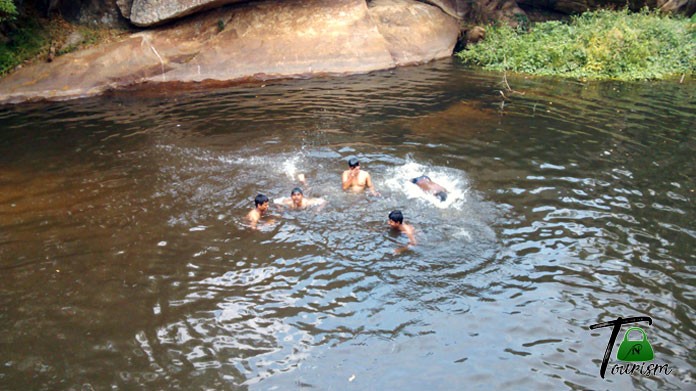 Chinnar Swimming