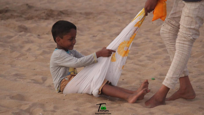 Children playing in thiruvanmiyur