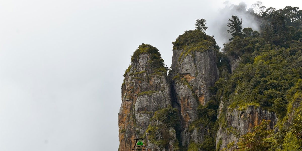 Beautiful View of Kodaikanal Pillar Rocks