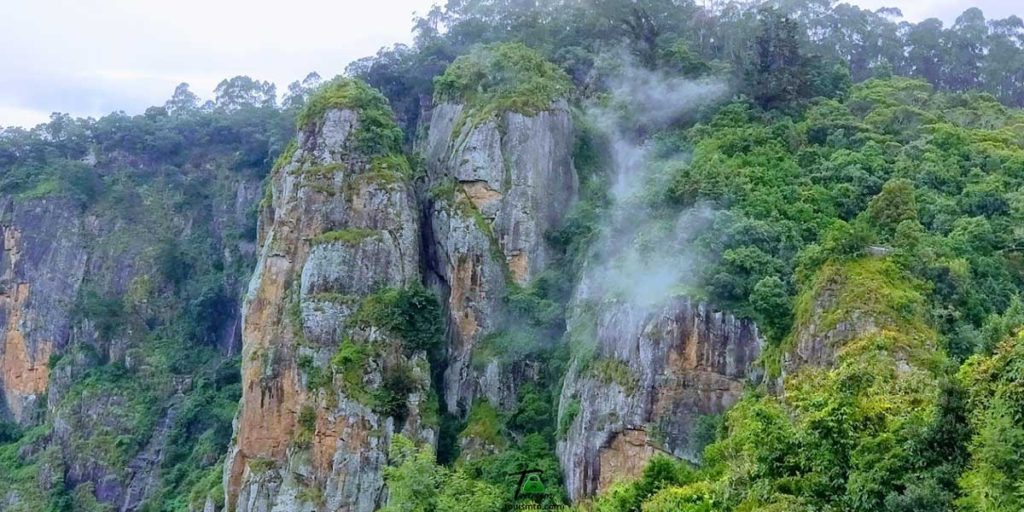 The Green Rock Pillar - Beautiful places to visit in kodaikanal